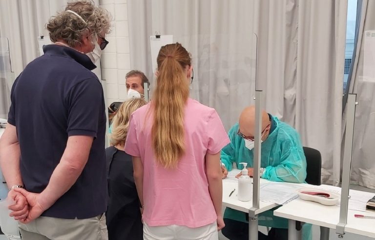 Uno spot vaccinale della Ausl di Piacenza