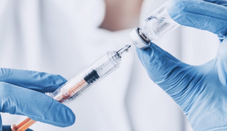 Pistoia soluzione fisiologica vaccino