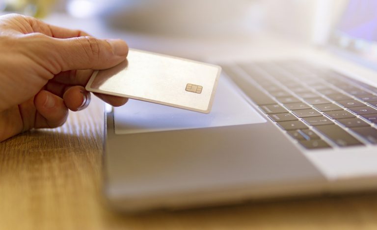 aprire un conto corrente online conviene vantaggi