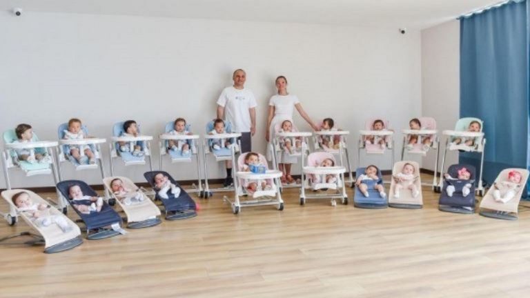 maternità surrogata 20 figli in un anno