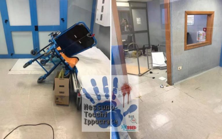 paziente devasta pronto soccorso