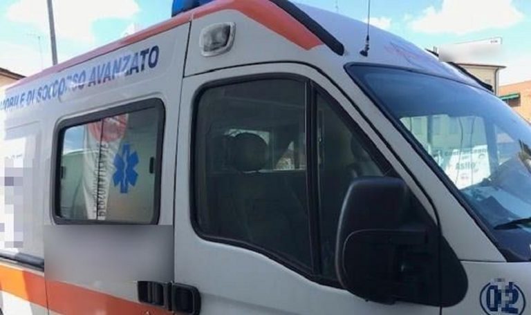 Brutto incidente lungo Viale Italia a Livorno