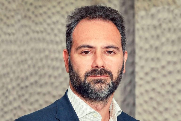 Notizie sul candidato sindaco di Napoli