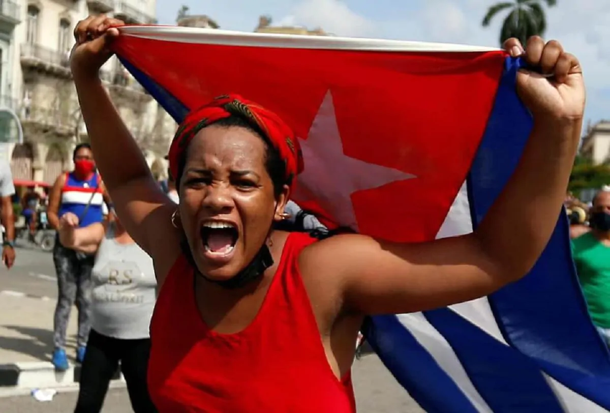 Un'immagine delle proteste in atto a Cuba