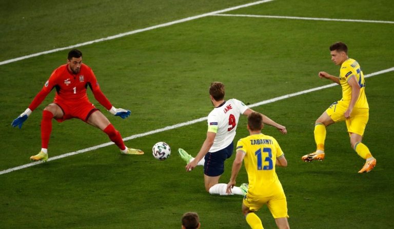 Euro 2020, Ucraina-Inghilterra 0-1: Kane porta gli inglesi ...