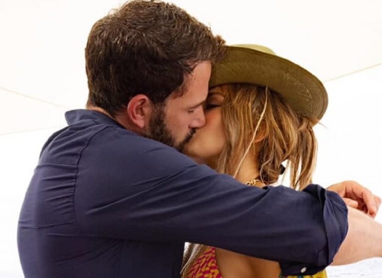 La foto postata dalla stessa JLo