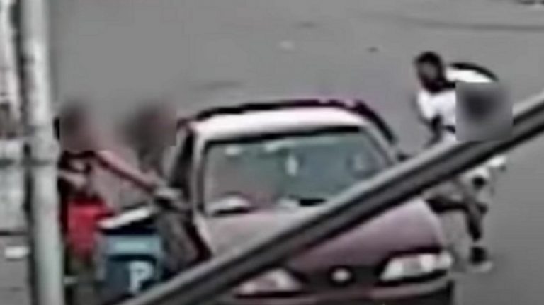 New York: mamma salva figlio da un rapimento