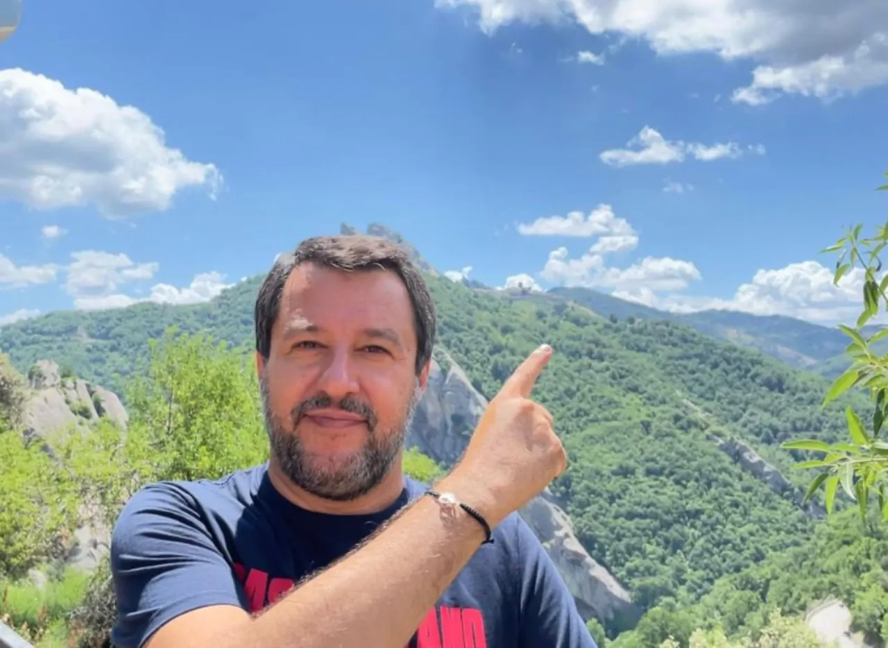 Matteo Salvini fa il volo dell’angelo in Basilicata
