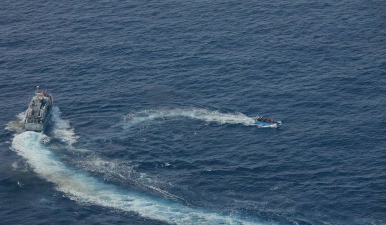 Migranti denuncia Sea Watch