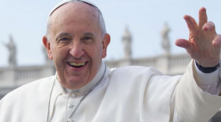 Papa Francesco operato bollettino