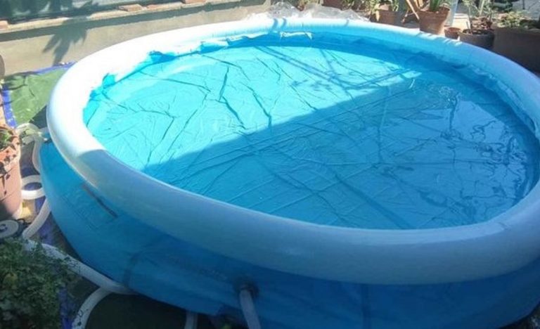 Una piscina gonfiabile simile a quella che avrebbe innescato la tragedia