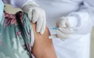 UK terza dose vaccino
