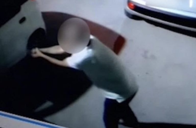 Licata, consigliere comunale spara a ex socio