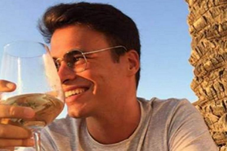 genitori studente morto carbonizzato