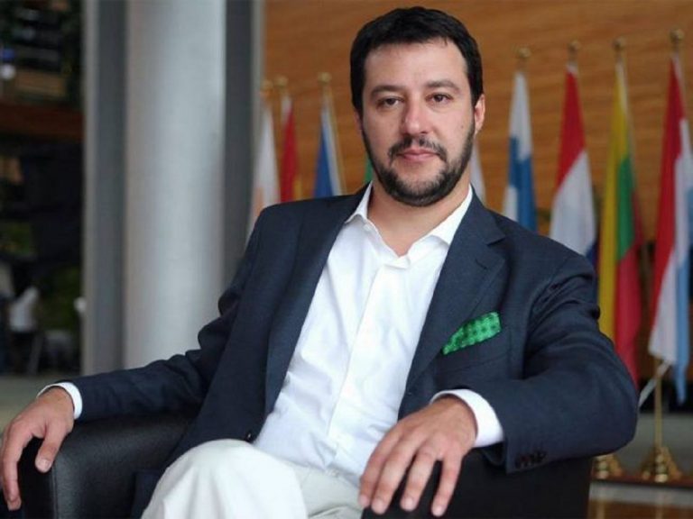 Salvini parla di razzismo contro i giova i per la non riapertura delle discoteche