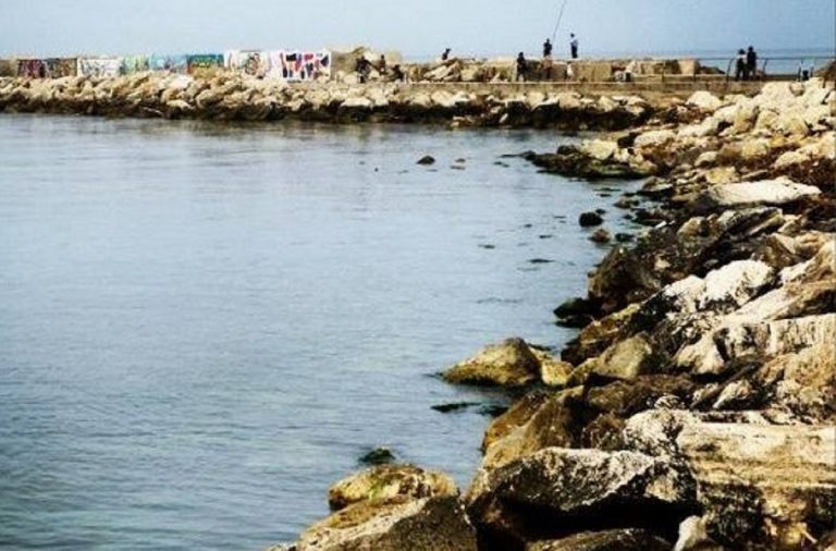Una delle zone di San Benedetto con gli scogli