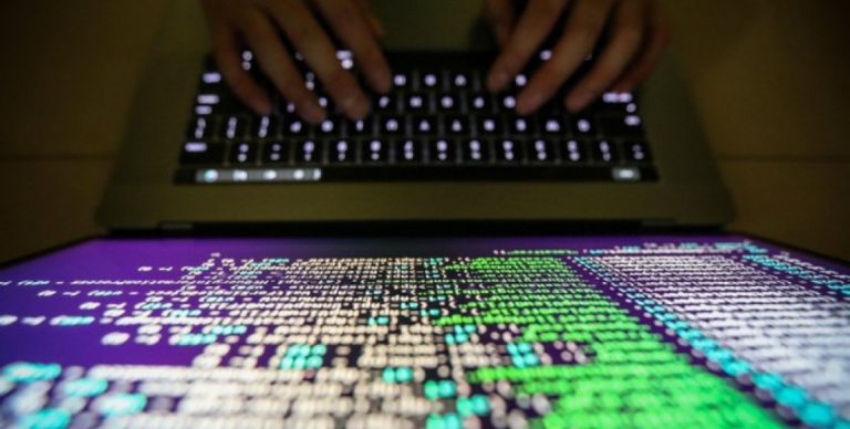 Attacco hacker