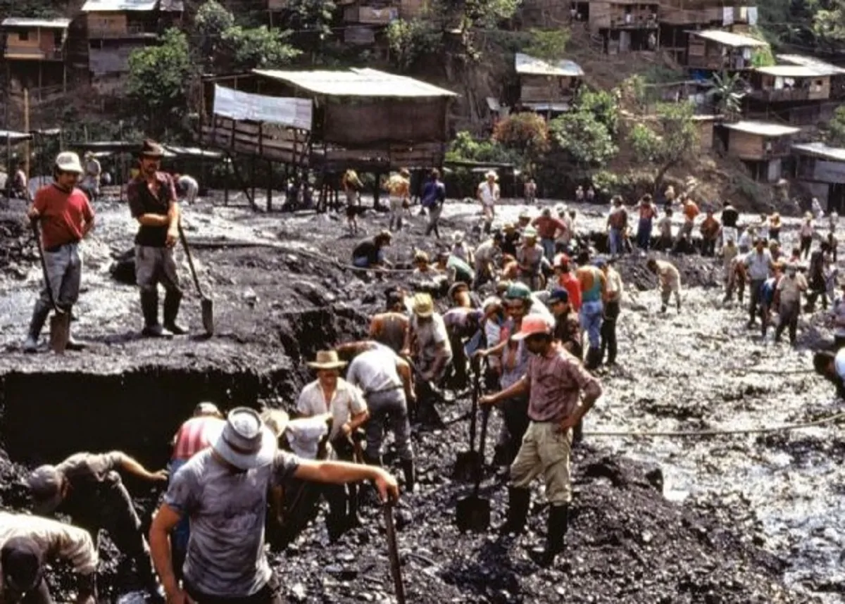 Le miniere illegali somo molto diffuse in Colombia