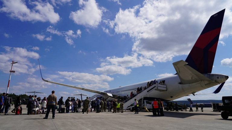 Covid, ecco la politica adottata dalla Delta Air Lines per contrastare il personale no vax