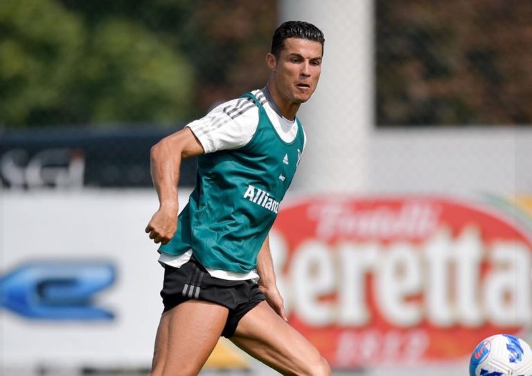 Ronaldo lascia la Juve