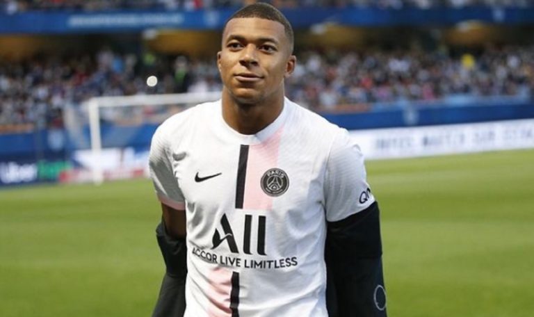 Mbappé via dal PSG