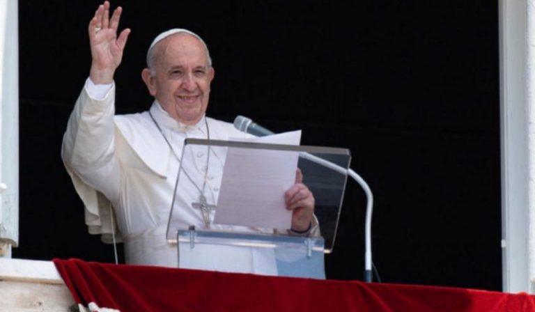 Papa Francesco dimissioni