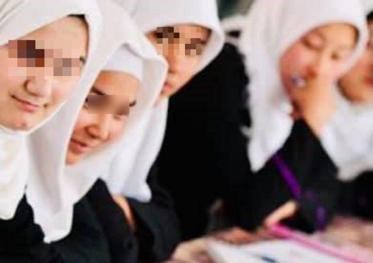 Sono 81 le studentesse afghane in partenza per Roma bloccate a Kabul