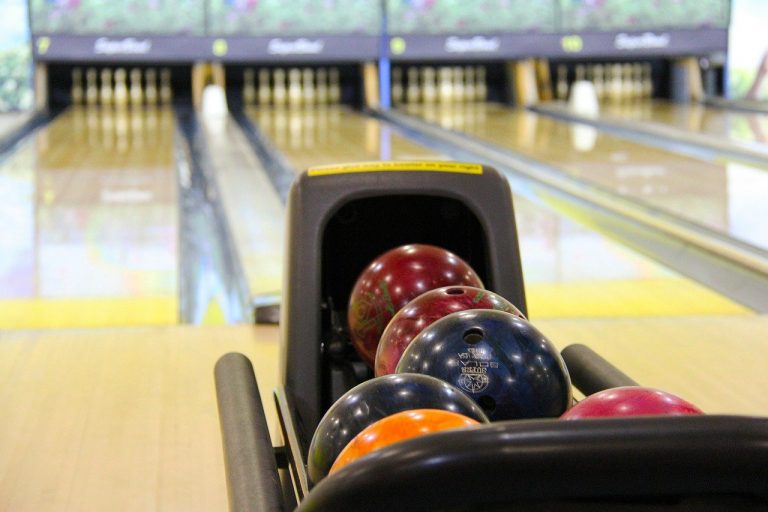 Sheffield, al suo compleanno viene violentata al bowling