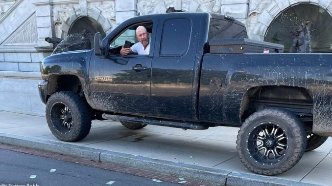 capitol hill furgone 678x381
