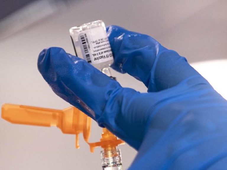 Infermiere non si vaccina, a Fermo arrivano i carabinieri
