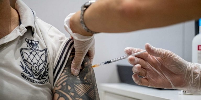 Contrae il Coronavirus e si pente di non essersi vaccinata