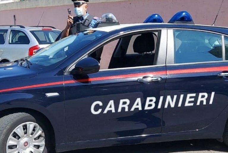 Carabinieri all'opera sulla morte di un 70enne