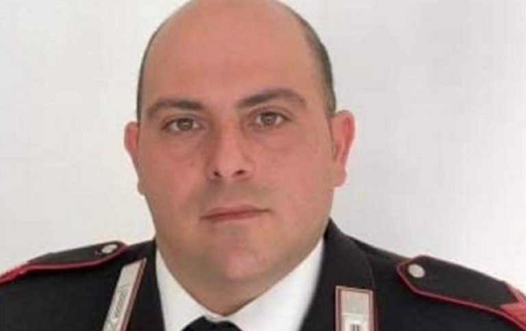 Carabiniere ferito per un posto in chiesa