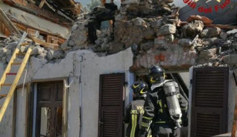 Casa crollata Pontremoli