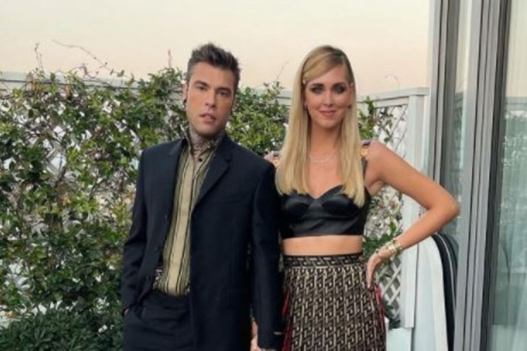 Fedez con i tacchi