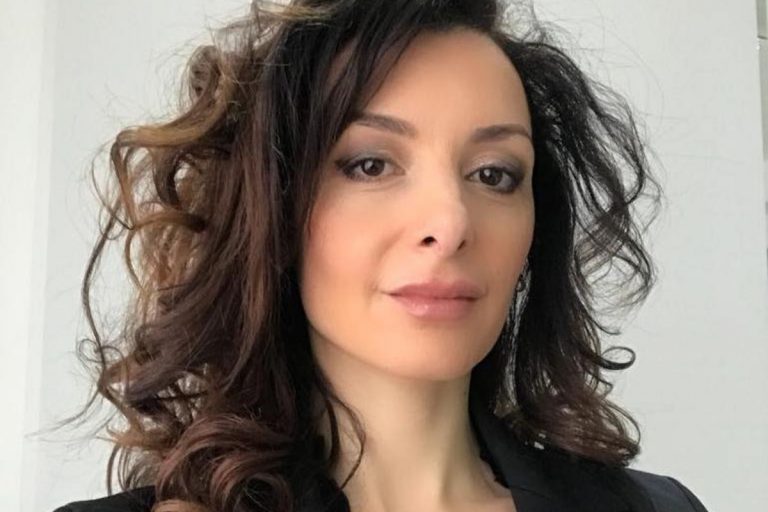Francesca Benevento vaccino microchip