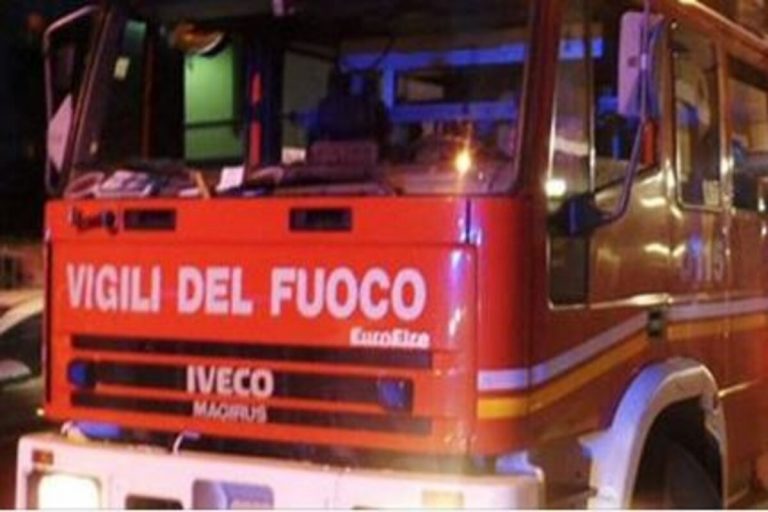Incendio a Gagliano Castelferrato