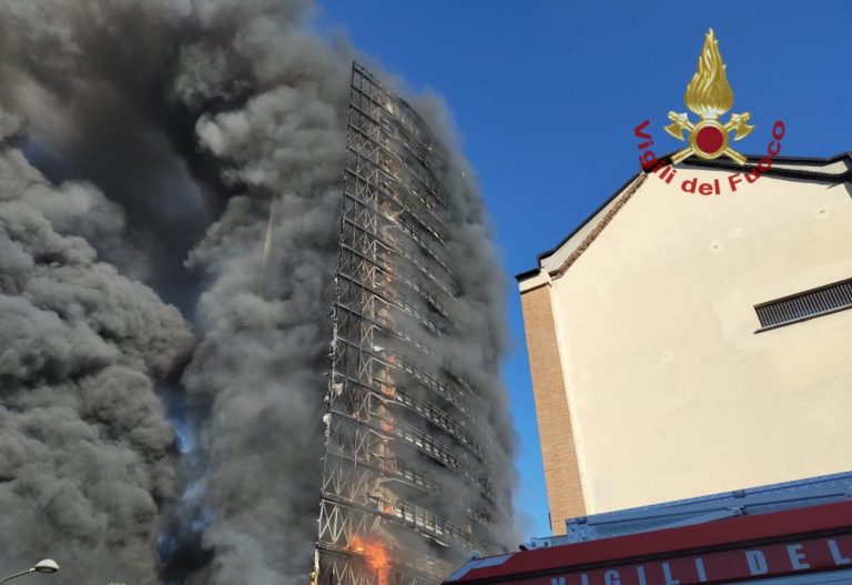 Incendio Milano