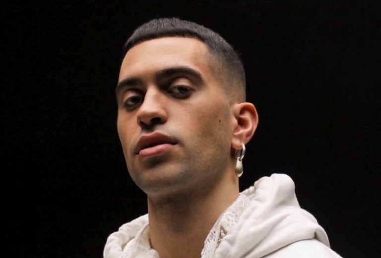 Tour Mahmood rinviato