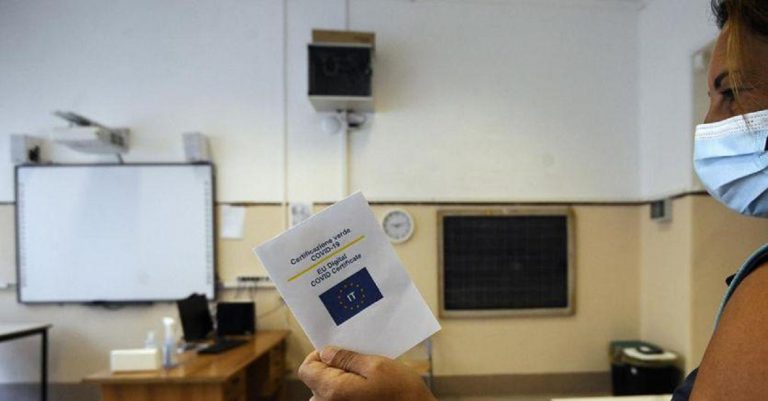 Miozzo sul Green Pass a scuola: "Estenderlo anche agli studenti over 12"