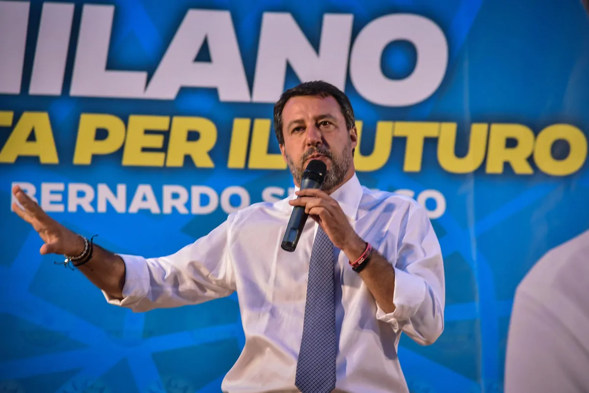Matteo Salvini in comizio a Milano