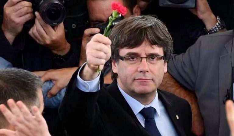 Sardegna arrestato carles Puigdemont
