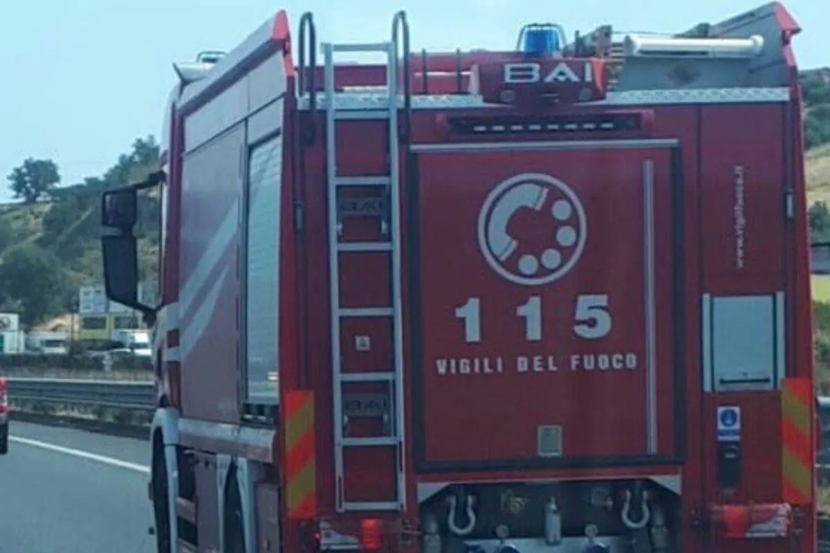Scuolabus in fiamme Treviso