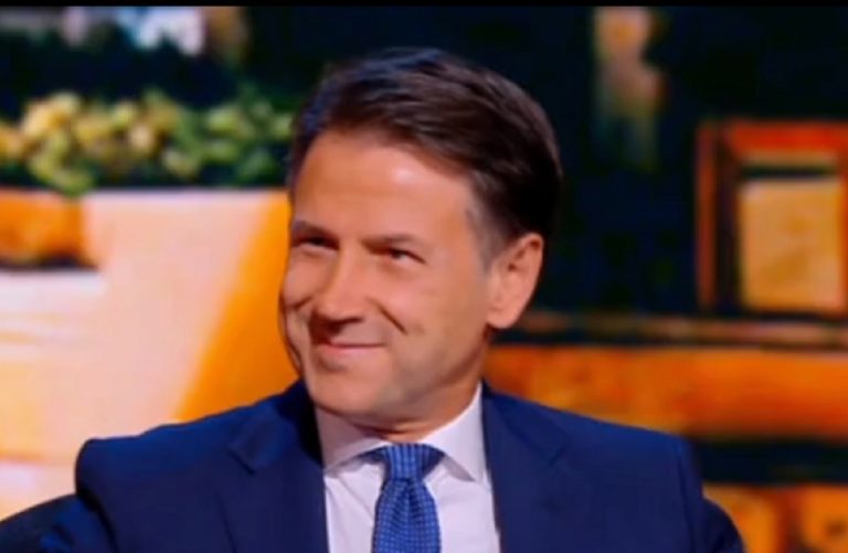 L'ex premier Giuseppe Conte