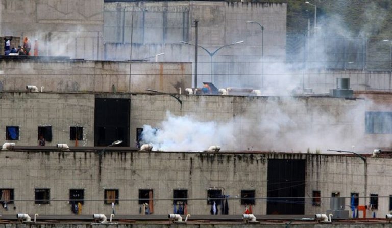 ecuador morti carcere