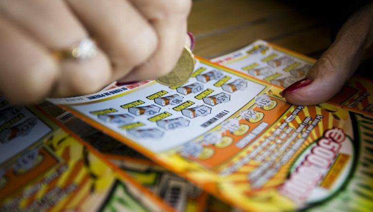 gratta e vinci Napoli figlia