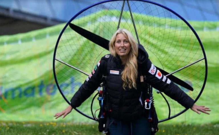 incidente parapendio Sacha Dench