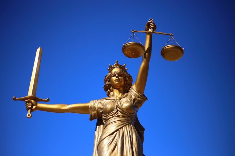 Anziano rischia fino a 6 anni di carcere per un piccolo furto