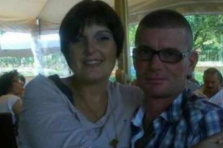 Marito e moglie investiti da un Suv