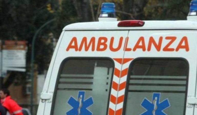13enne morto incastrato divano
